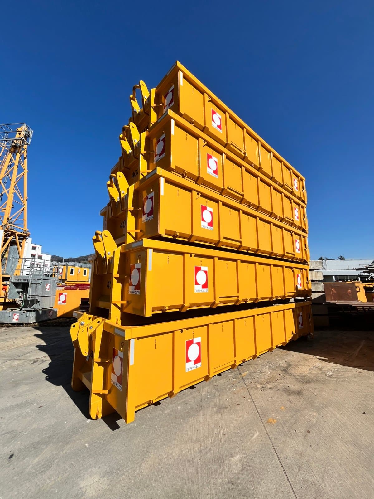 Bauschuttcontainer stapelbar