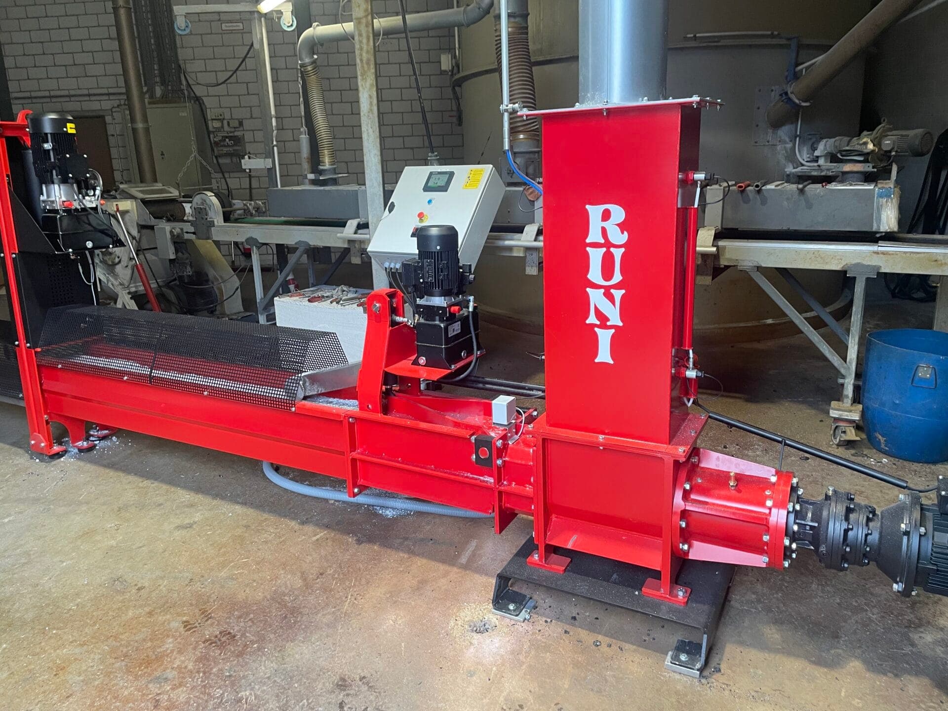 Runi_Styroporverdichter SK240_Gonon Isolation_Maschine Bild1