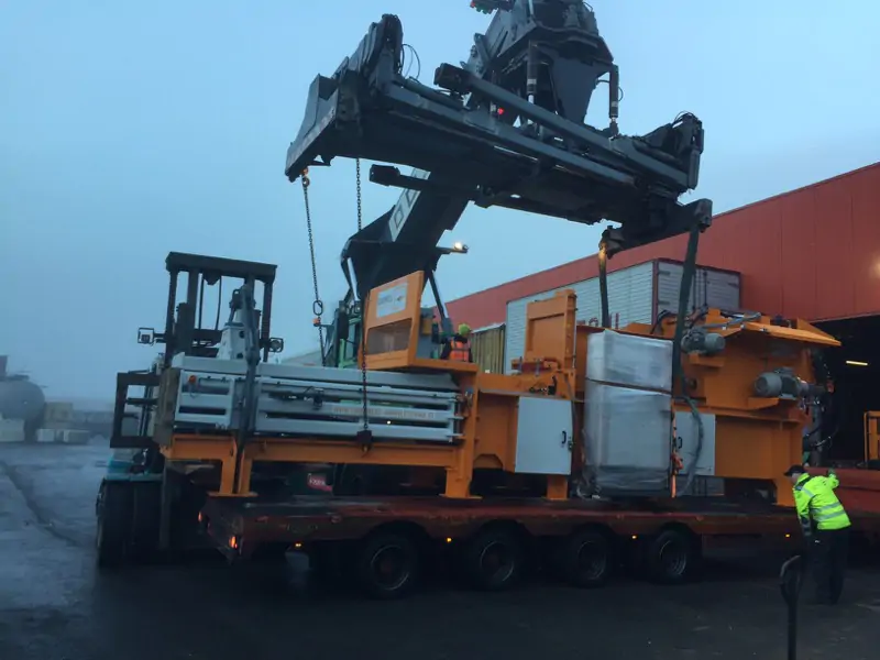 Gianni-Ochsner_Europresse_Kanalballenpresse2