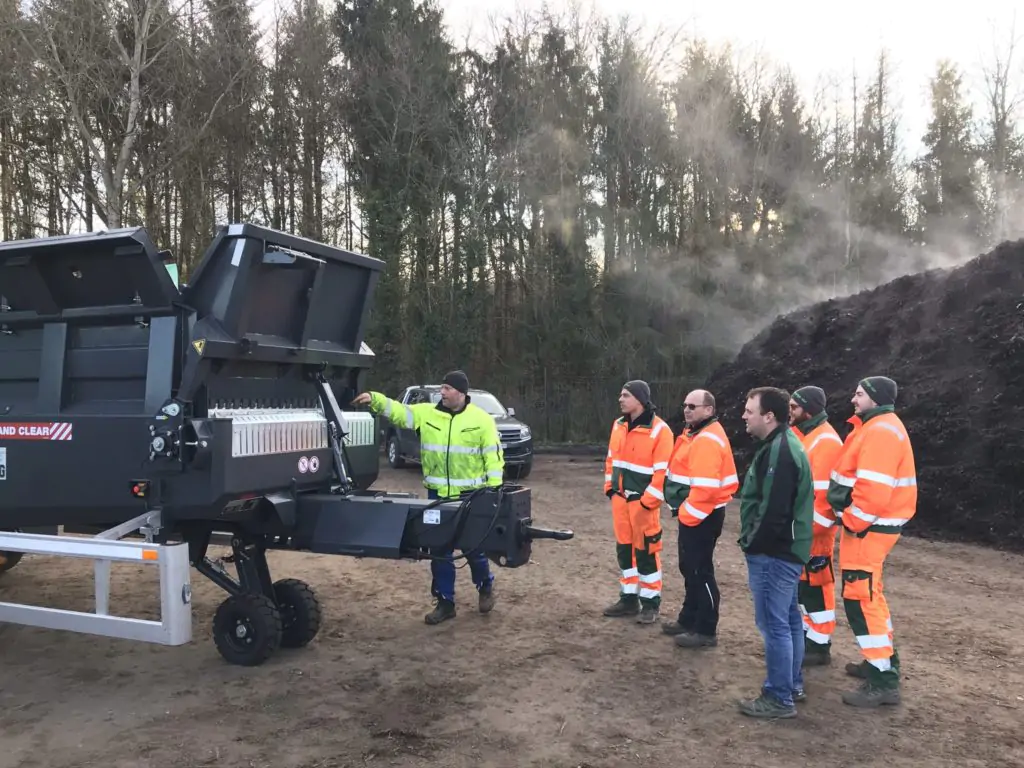 Komptech_Axtor4510_Schnelllaeufer_Schredder_Hacker_Schulung_Trans-EcoBroyage-e1585149277520