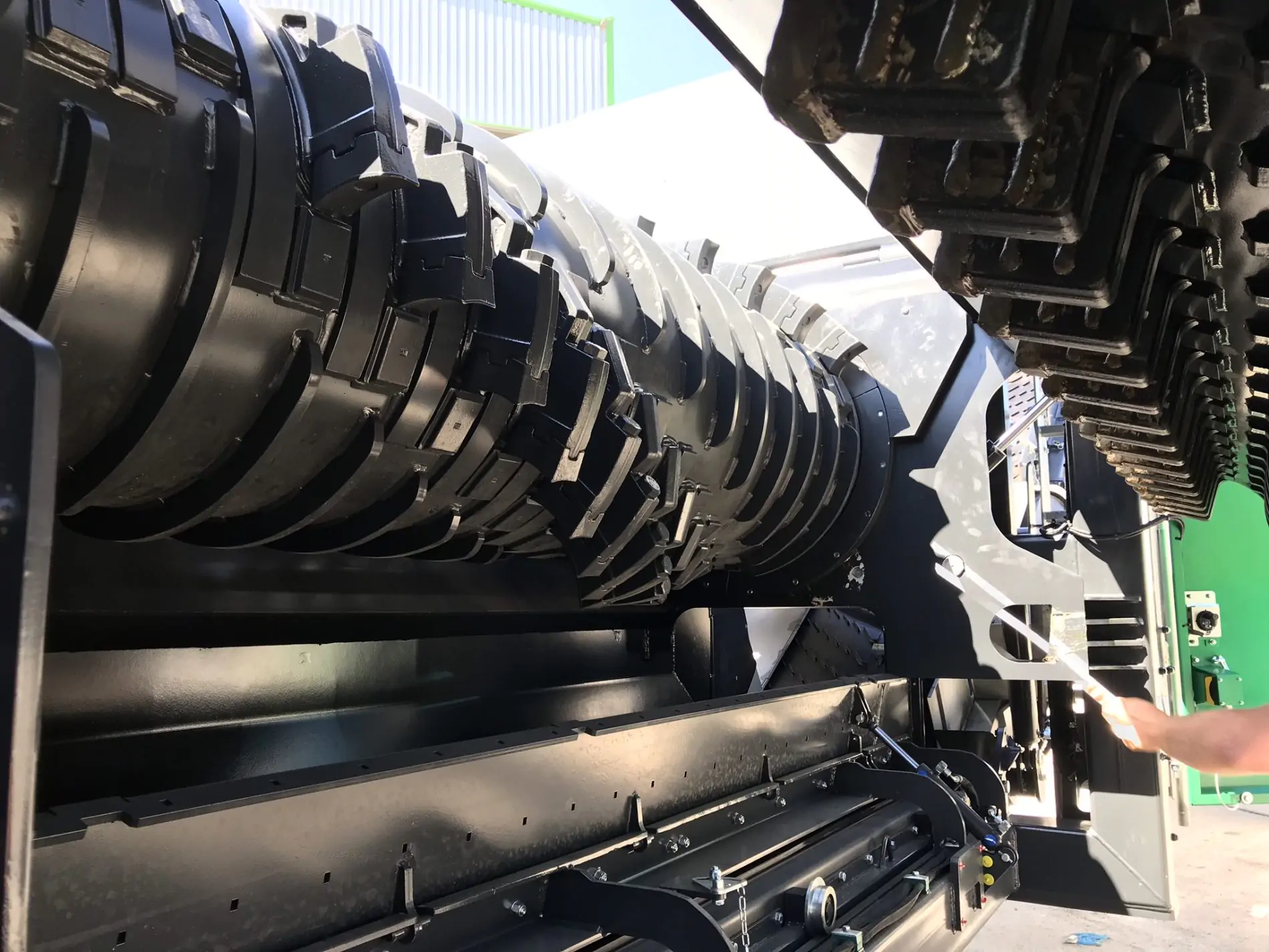 Komptech_Terminator-3400-S_Sotridec-2-e1570797046715