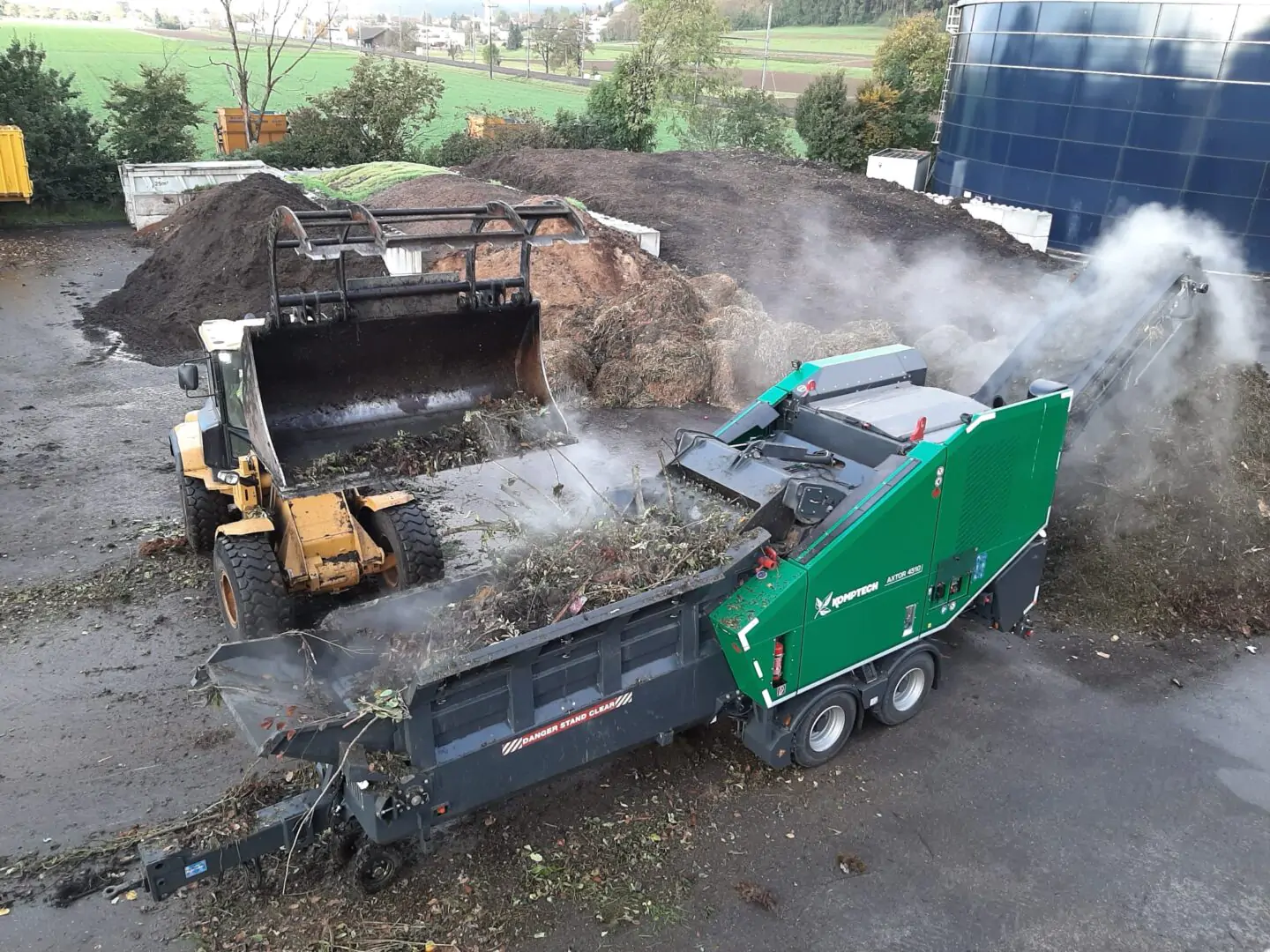 Komptech Axtor Grüngutschredder Schnelllaeufer 2